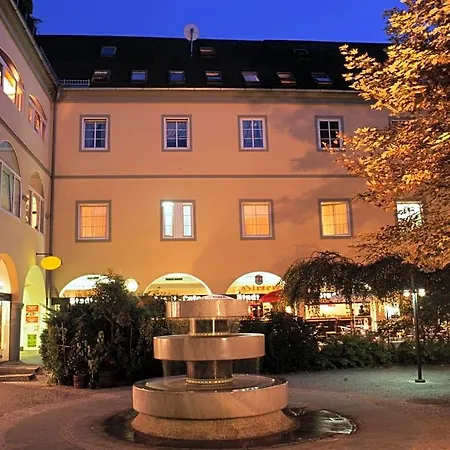 Hotel Goldener Brunnen