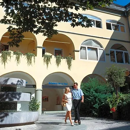 Goldener Brunnen